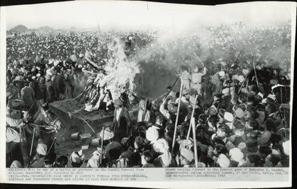 Mahatma Gandhi Funeral Pyre (1948) (oversize) Funeral History Mahatma Gandhi