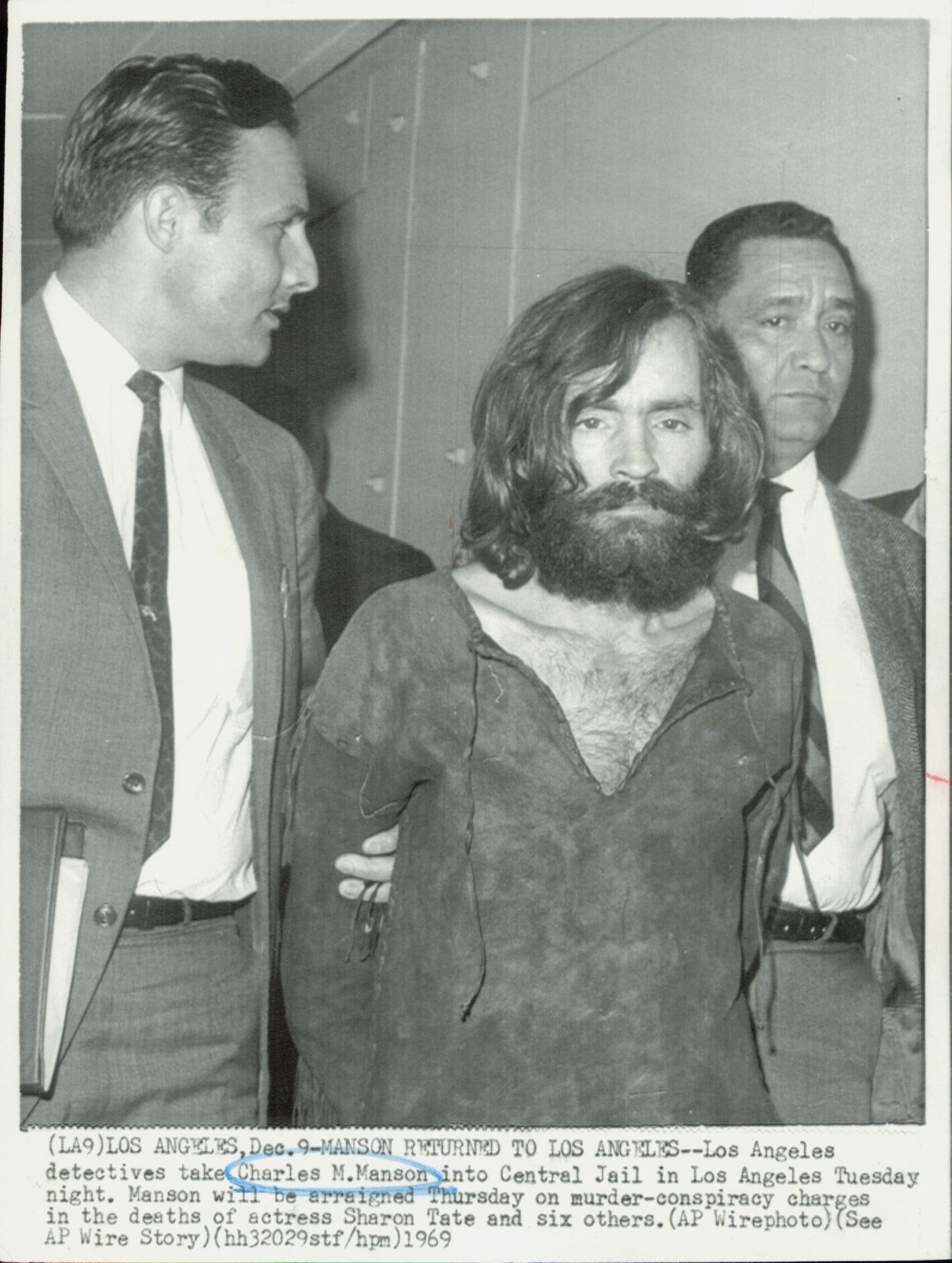 Large Charles Manson Press Photo File (135 vintage prints) Courtroom Crime murder Trial