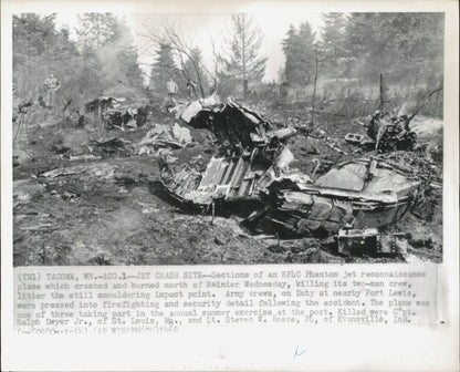 Washington State Aviation Accident collection (1948-1969) (37 vintage prints)